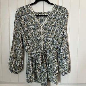 Max Studio size Medium floral blouse